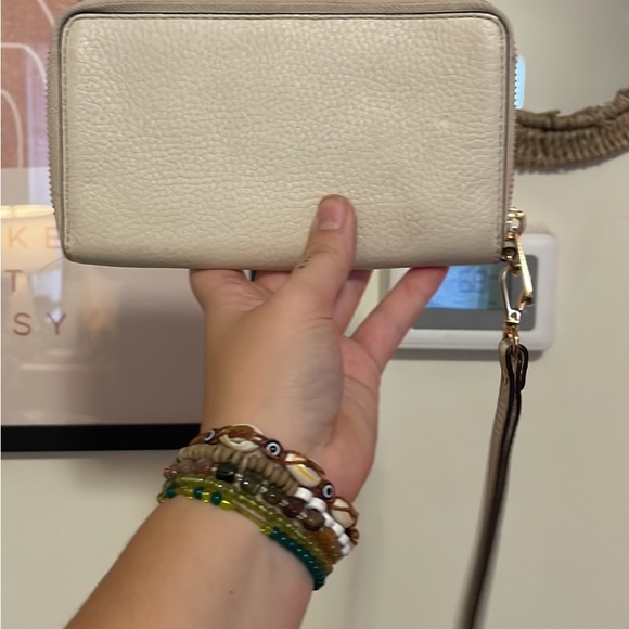 Michael Kors wallet - Picture 2 of 3